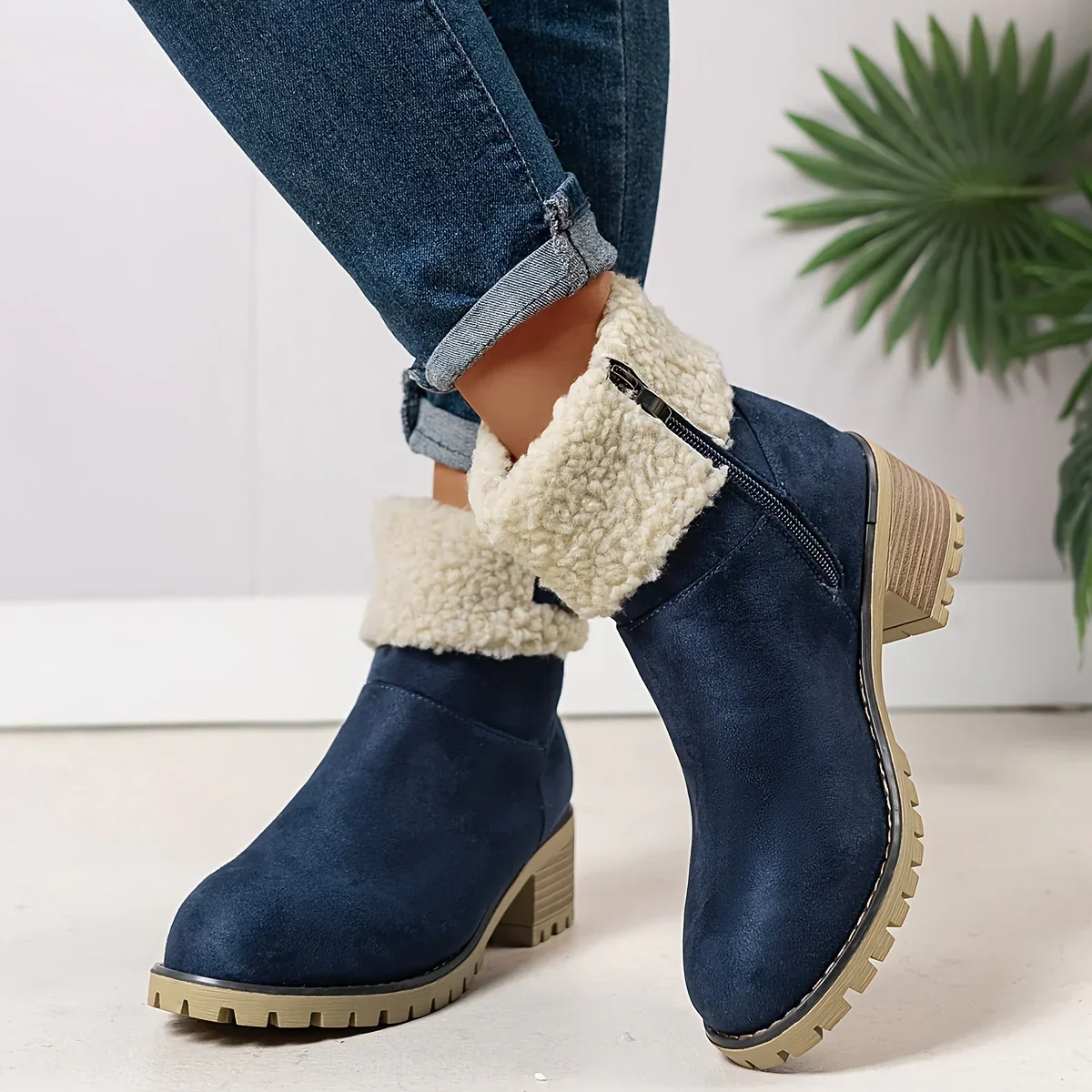 Dames enkellaarsjes | Paarse laarsjes met fleece voering en gesp - Image 12