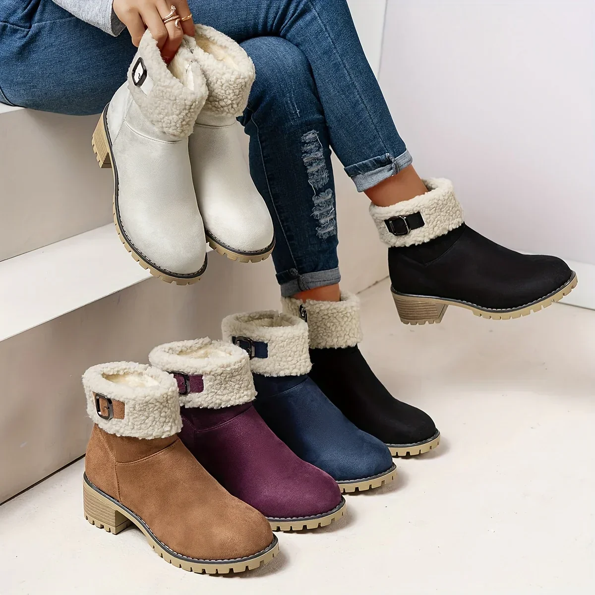 Dames enkellaarsjes | Paarse laarsjes met fleece voering en gesp - Image 2