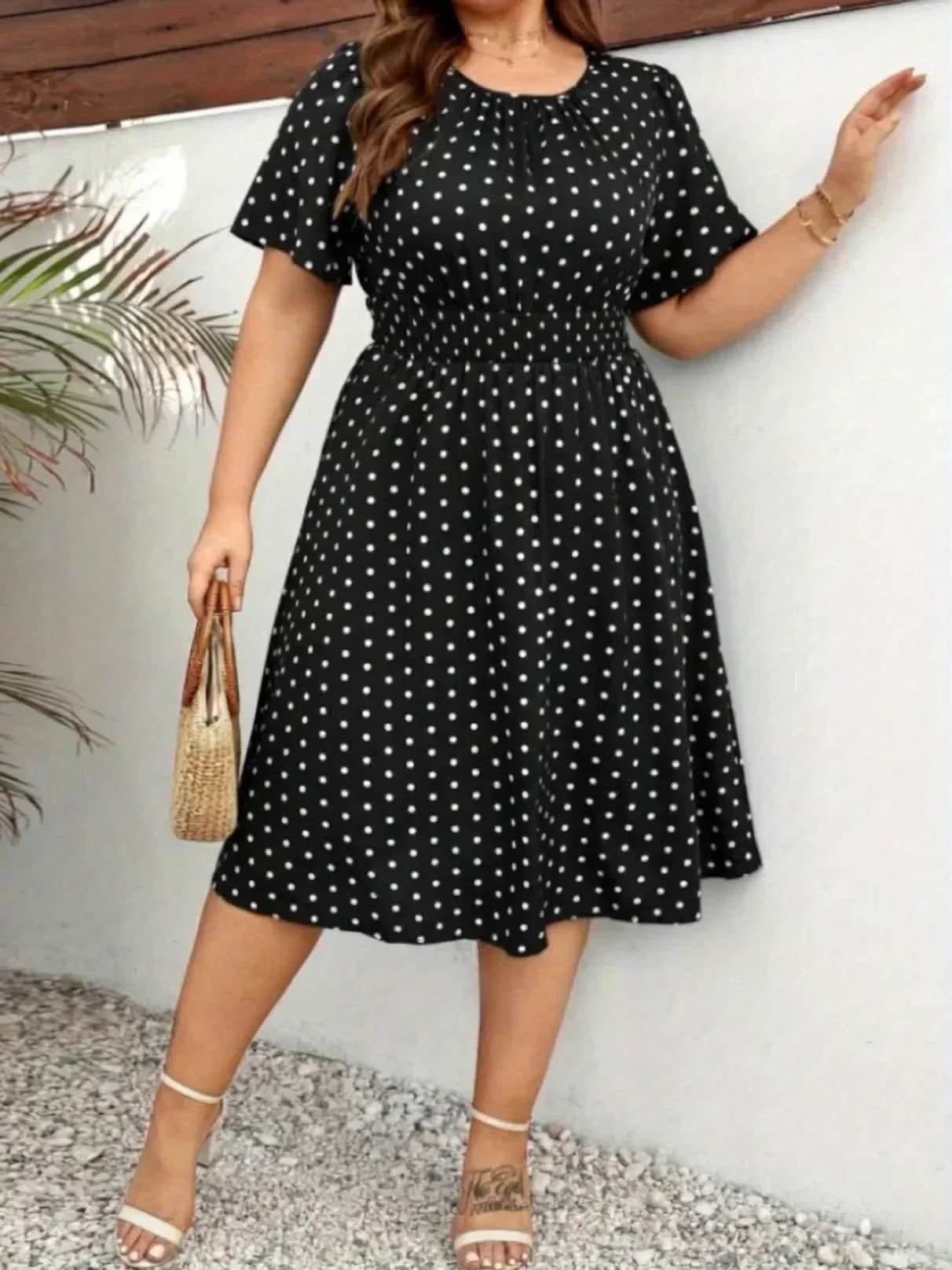 Dames jurk | Groene stippen jurk met elastische taille - Image 12
