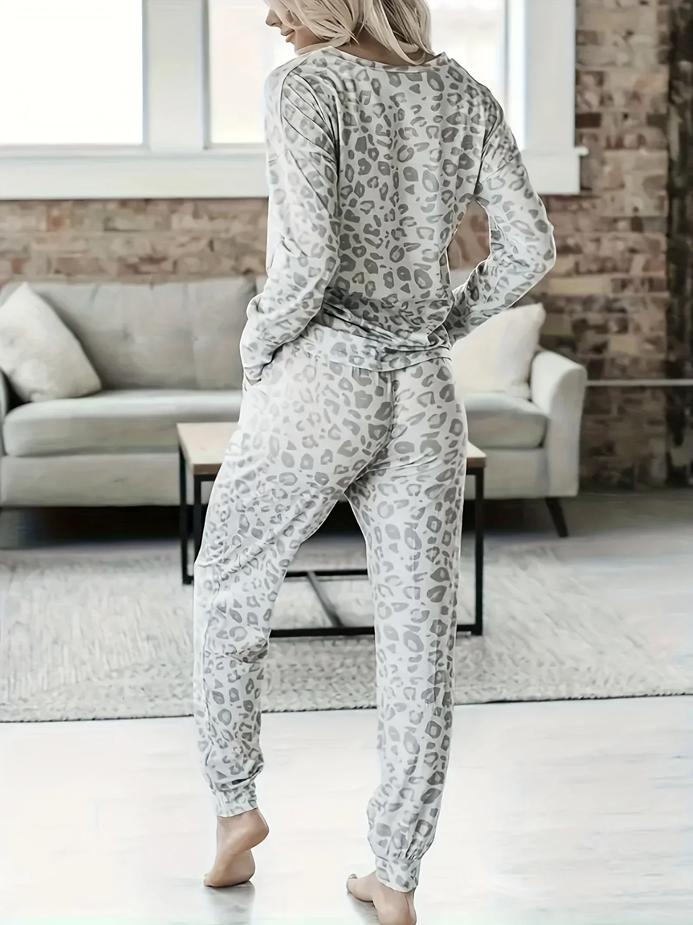 Dames pyjama set | Loungewear dames met luipaardprint - Image 4