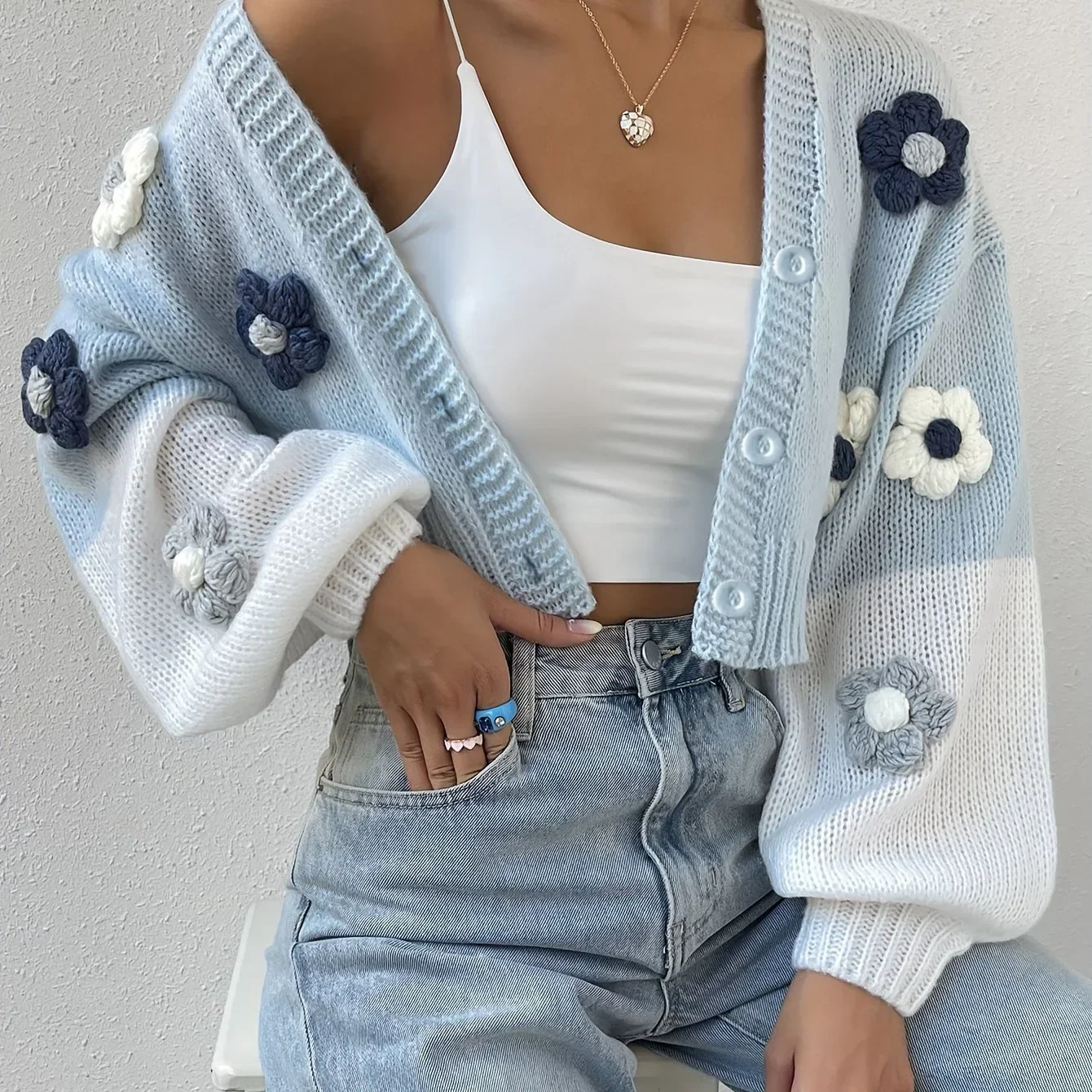 Gebreid dames vest met bloemen | Warme cardigan voor herfst & winter - Image 11